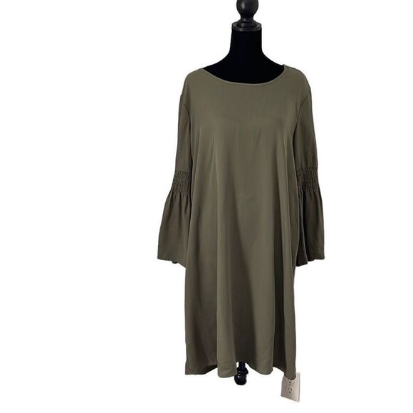 New York & Company Dresses & Skirts - New York and Company Babydoll Dress.‎ Size  Medium. Army Green